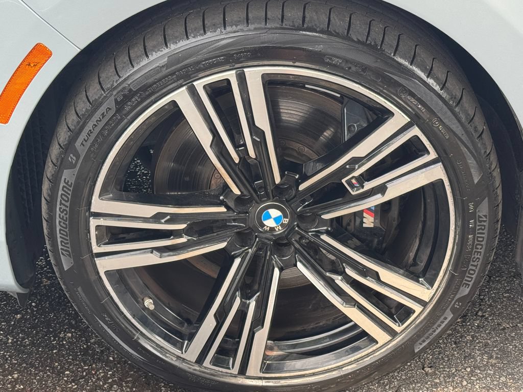 Used 2023 BMW 740i w/ Parking Assistance Package RWD image 15