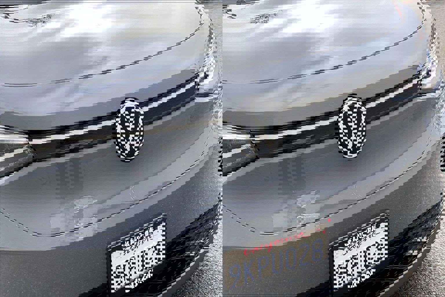 Certified 2023 Volkswagen ID.4 Pro image 28