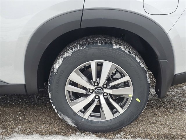 New 2025 Nissan Pathfinder SL image 32