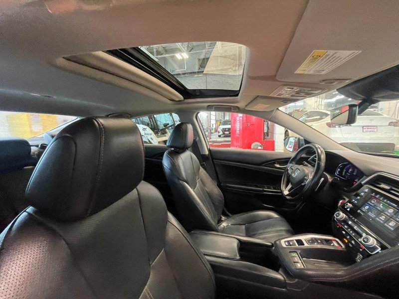 Used 2019 Honda Insight Touring image 7