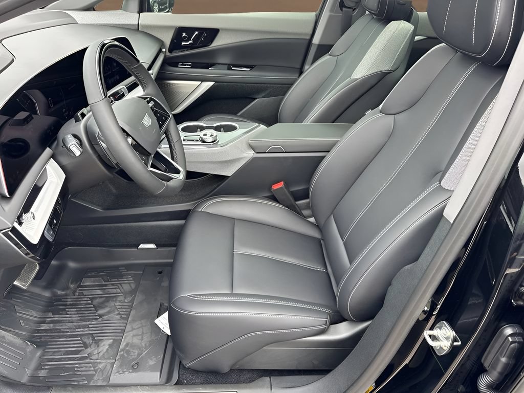 New 2027 Cadillac Optiq Sport w/ LPO, Floor Liner Package AWD/4WD image 11