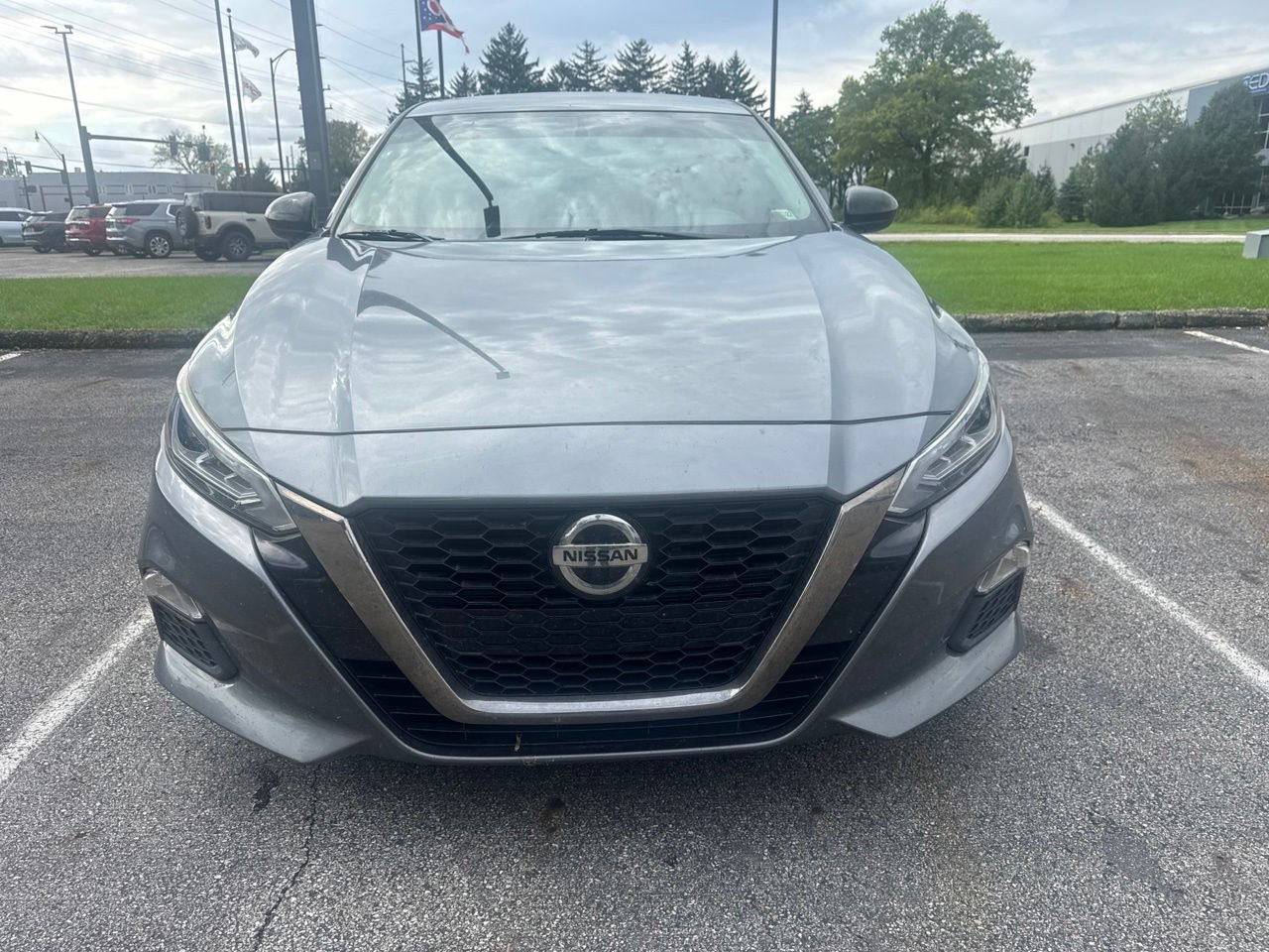Used 2019 Nissan Altima 2.5 SR FWD image 2