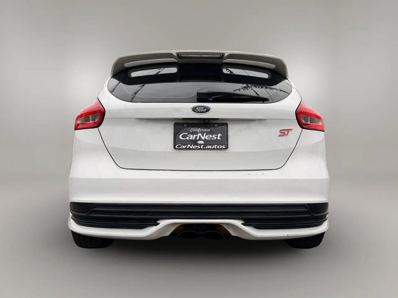 Used 2017 Ford Focus ST FWD image 13
