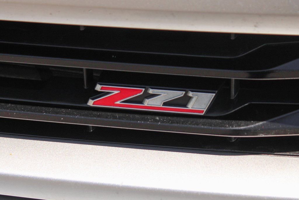 Used 2017 Chevrolet Silverado 1500 LT w/ All Star Edition image 39