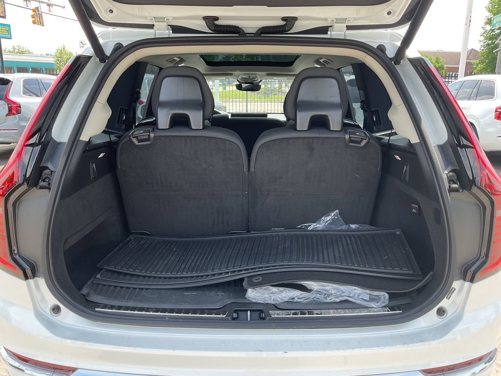 New 2026 Volvo XC90 B6 Plus w/ Protection Package AWD/4WD image 10