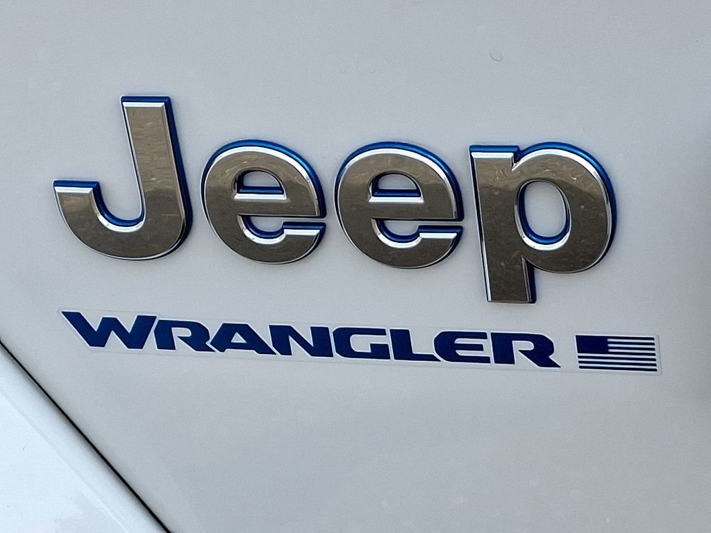 Used 2023 Jeep Wrangler Unlimited Sahara w/ Cold Weather Group image 31