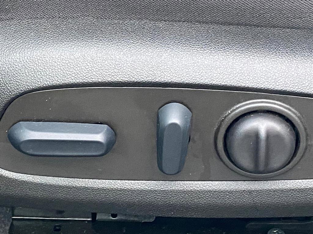 Used 2022 Chevrolet Malibu RS image 12