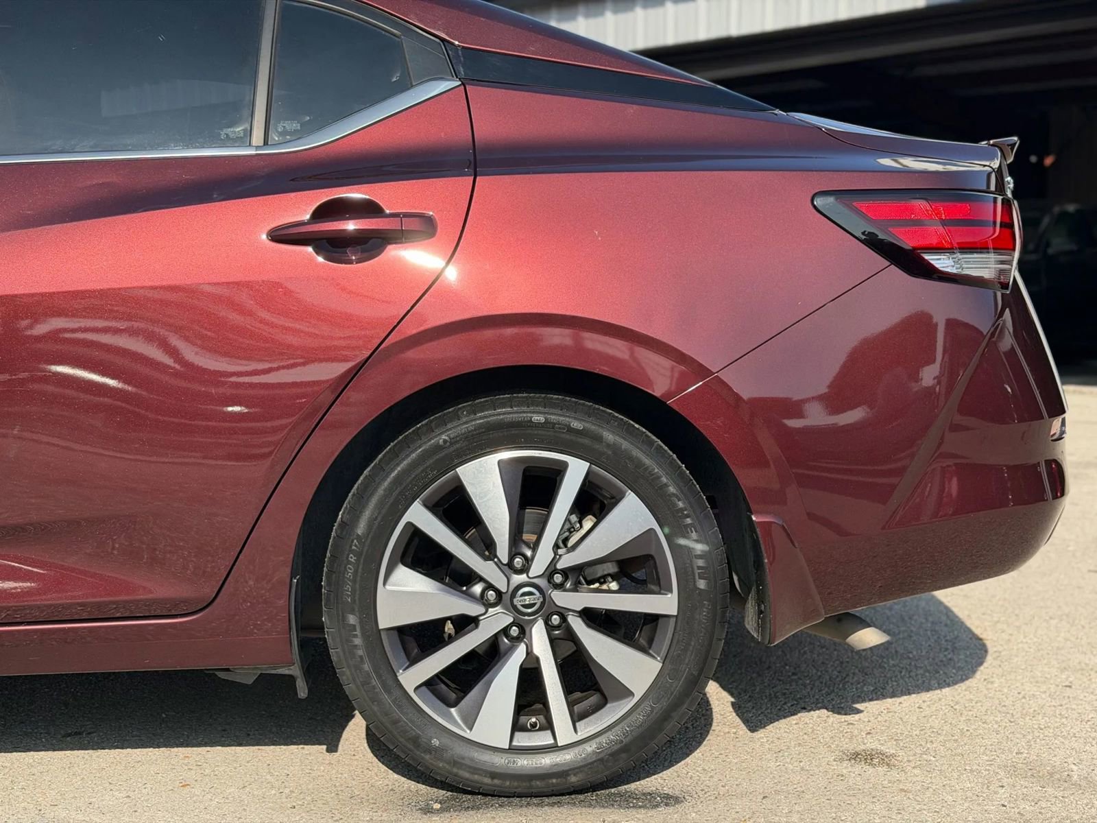 Used 2020 Nissan Sentra SV w/ SV Premium Package FWD image 35
