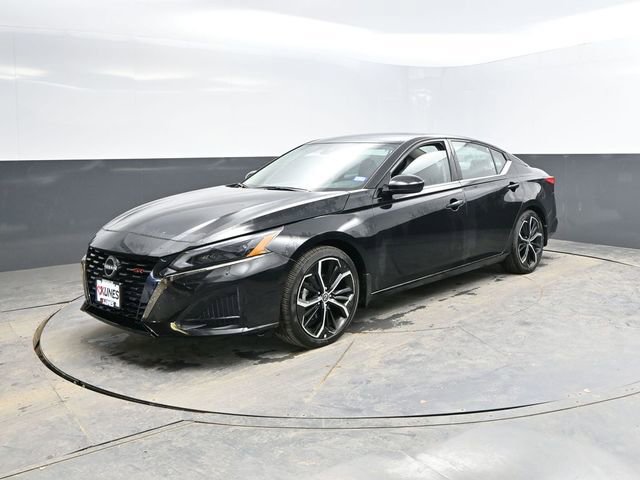 Used 2025 Nissan Altima 2.5 SR image 5