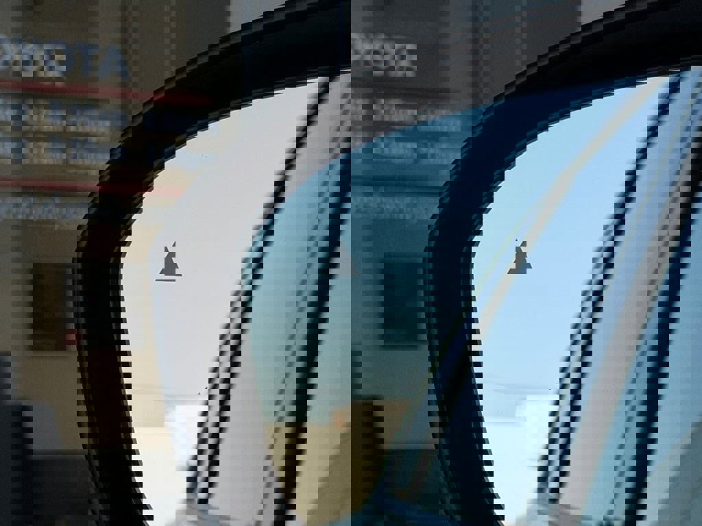 Certified 2025 Nissan Rogue SL image 18