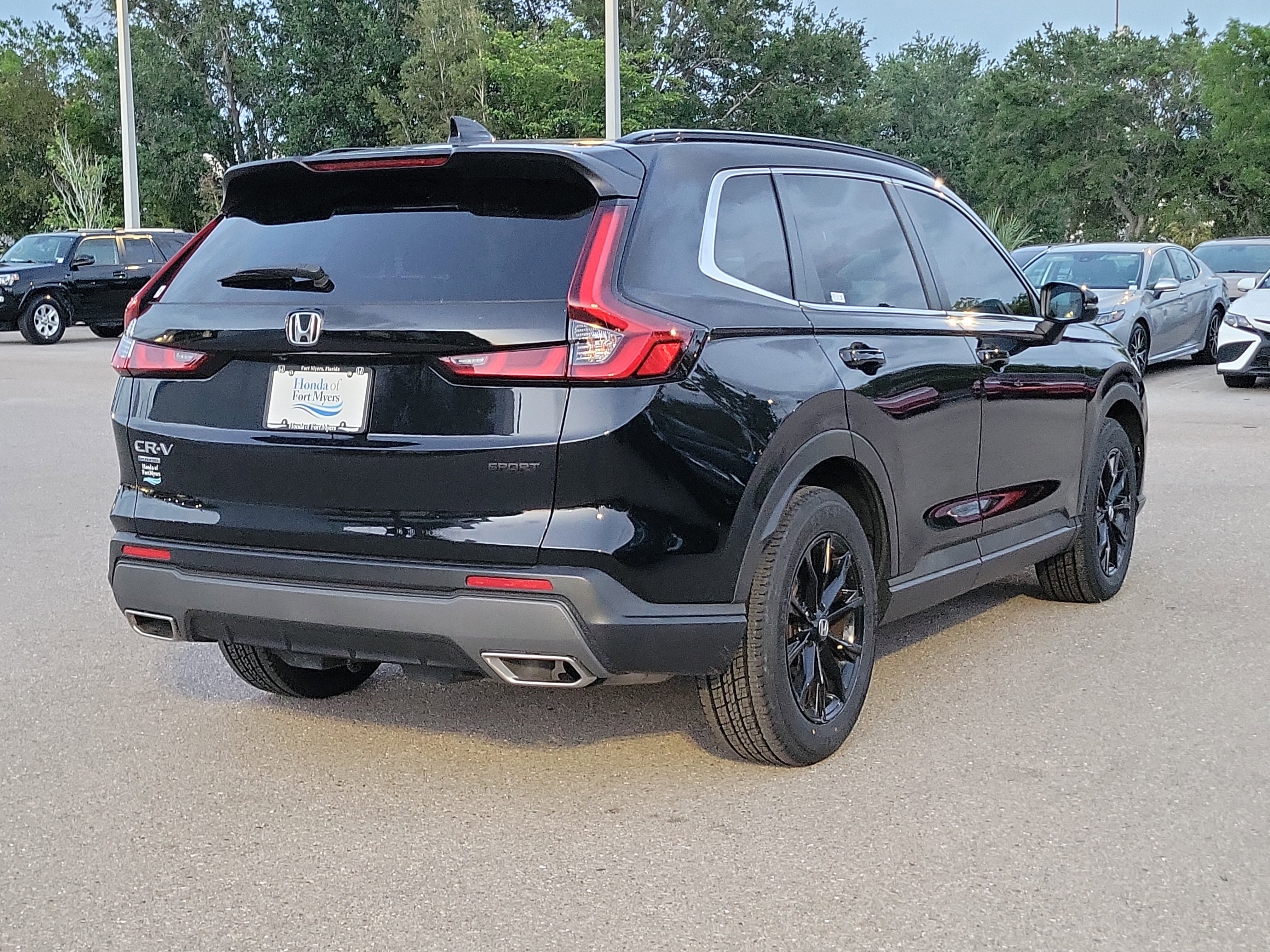 Used 2023 Honda CR-V Sport image 4