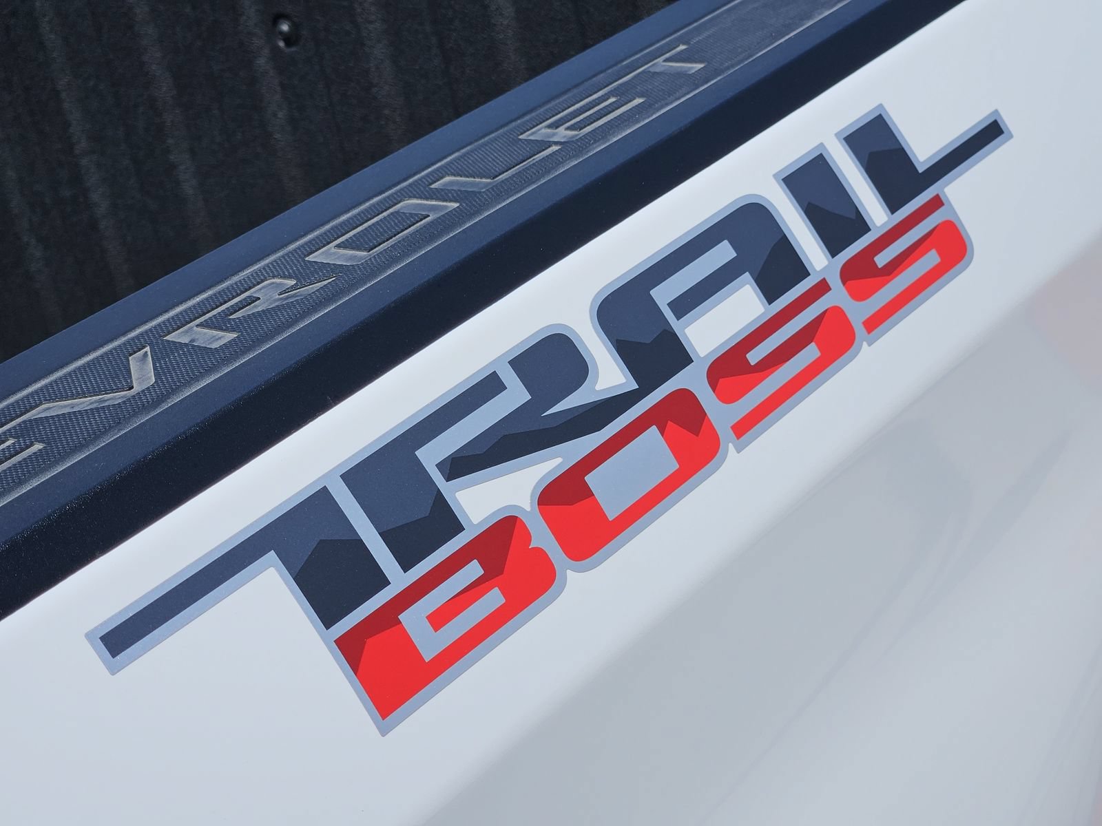 New 2026 Chevrolet Silverado 1500 LT Trail Boss w/ Convenience Package II AWD/4WD image 15