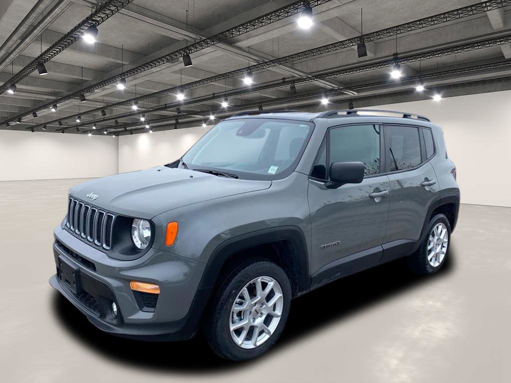 Used 2022 Jeep Renegade Latitude w/ Convenience Group AWD/4WD image 3