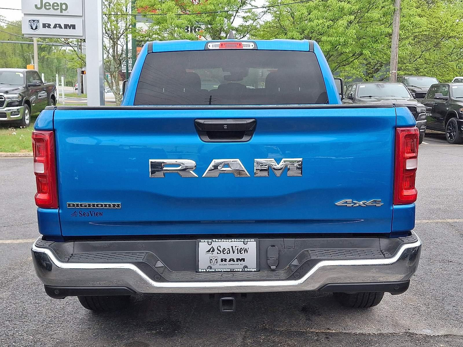 Certified 2025 RAM 1500 Big Horn w/ Trailer Tow Group AWD/4WD image 5