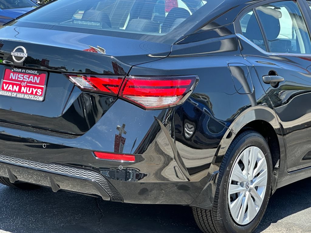 Used 2025 Nissan Sentra S FWD image 8