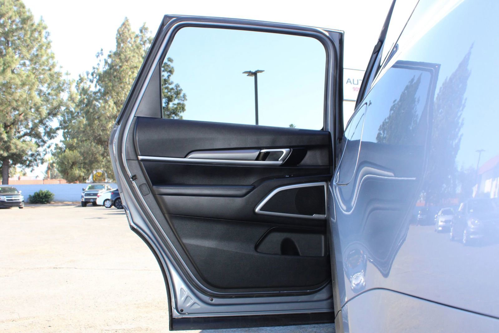 Used 2021 Kia Telluride LX FWD image 20