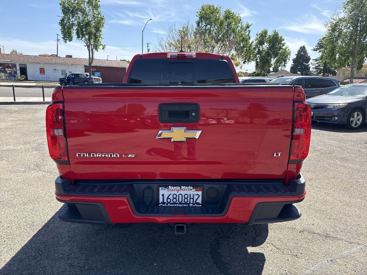 Used 2017 Chevrolet Colorado LT w/ LT Convenience Package image 8