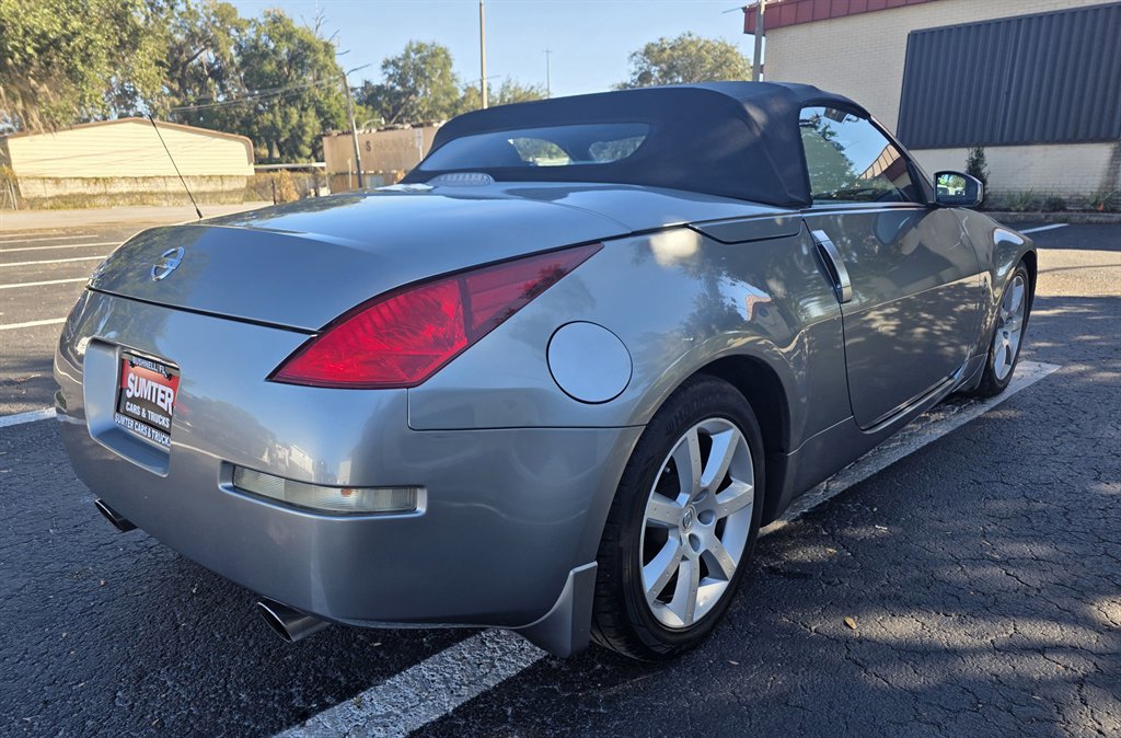 Used 2005 Nissan 350Z Touring image 6