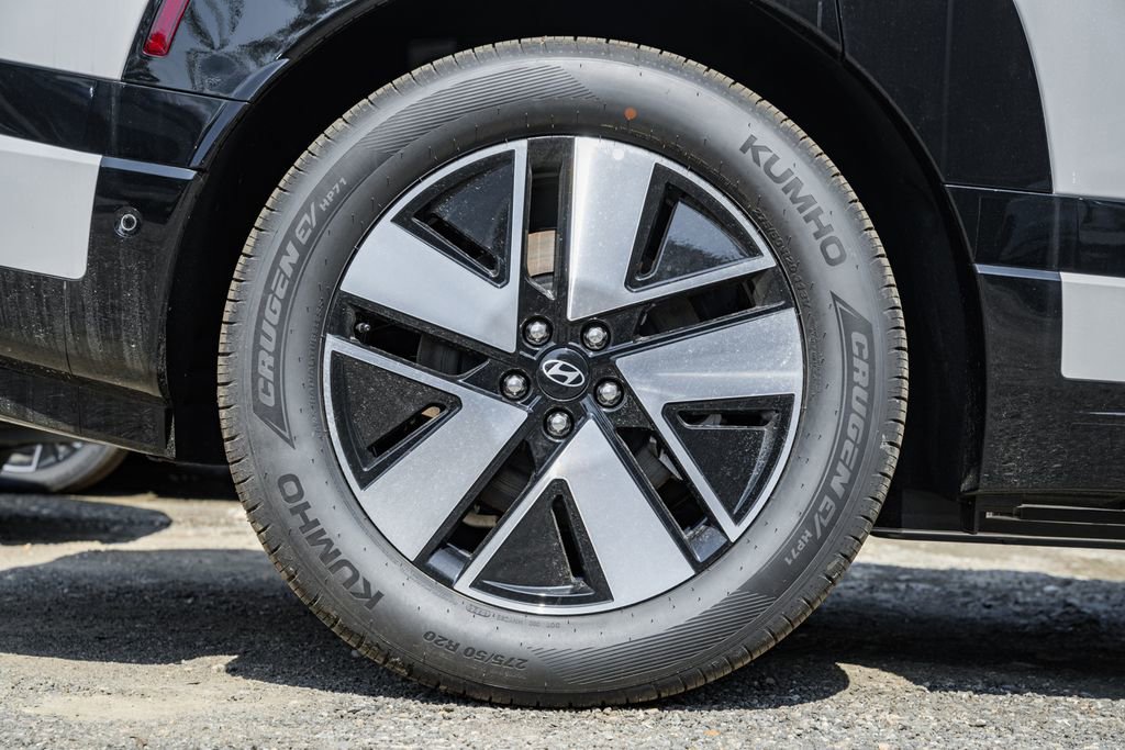 New 2026 Hyundai Ioniq 9 SEL image 16