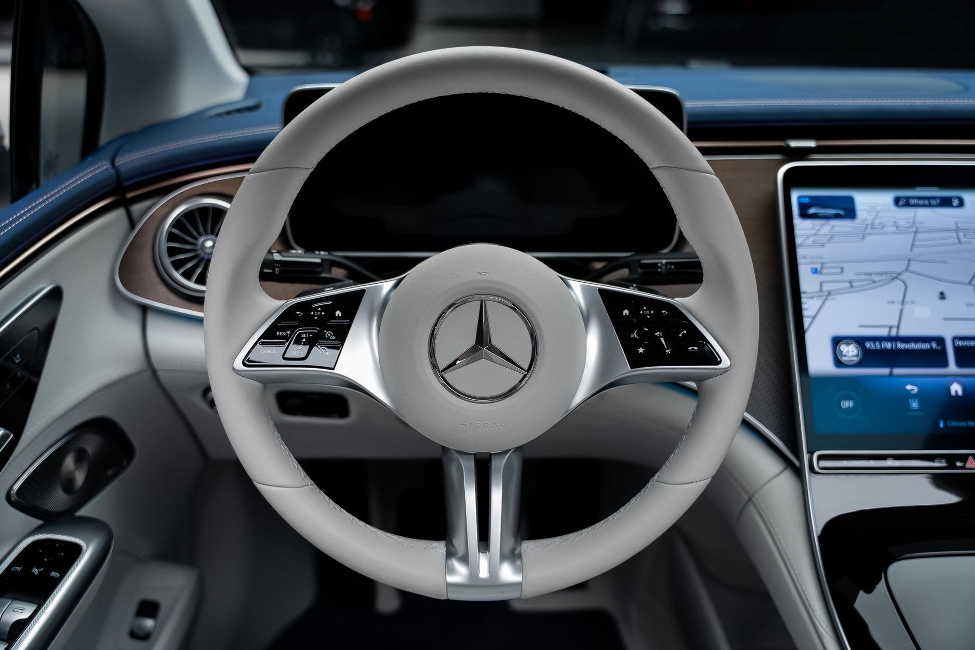 Used 2024 Mercedes-Benz EQE 350+ Sedan image 43