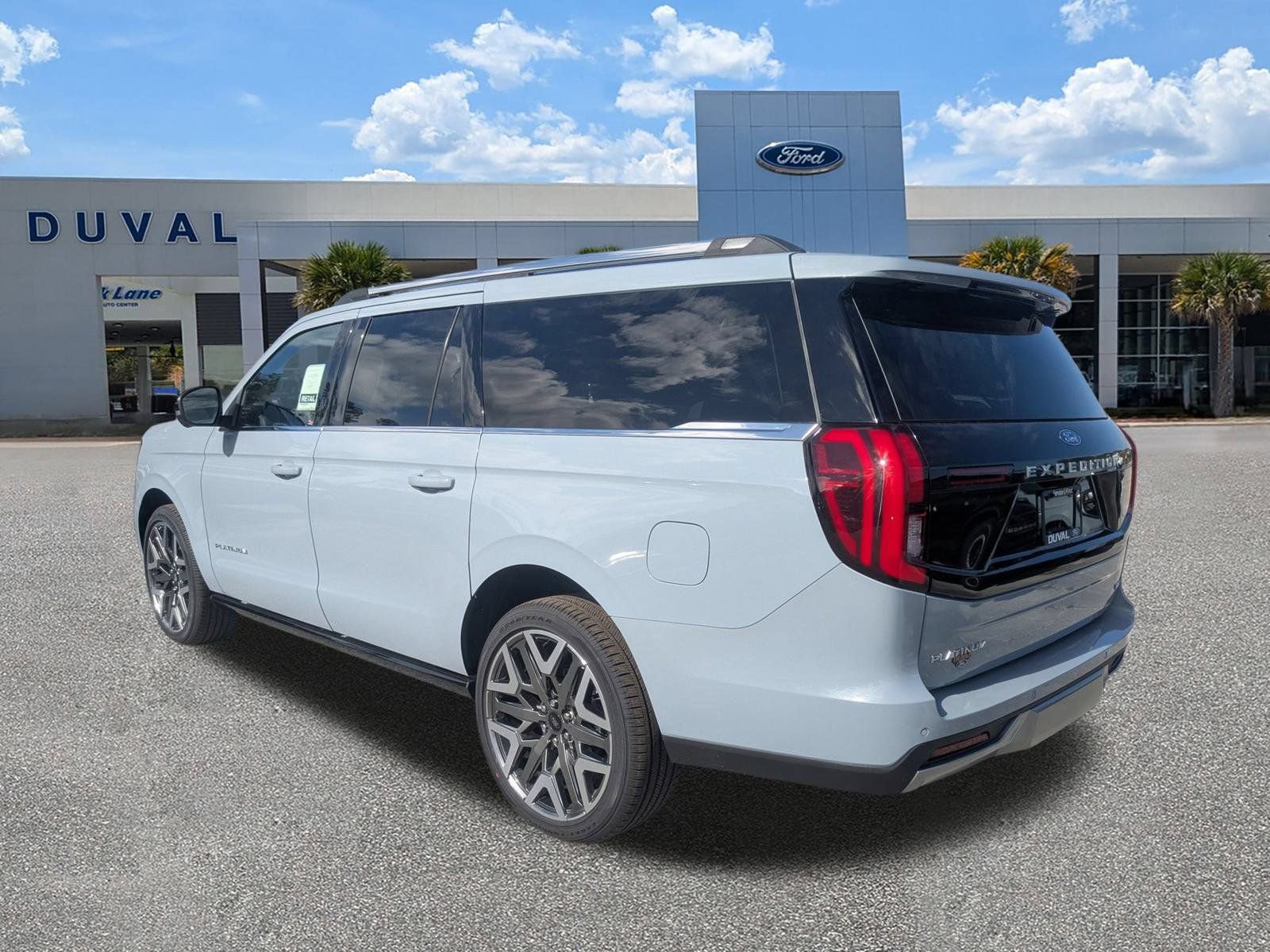 New 2025 Ford Expedition Max Platinum w/ Platinum Ultimate Package AWD/4WD image 6