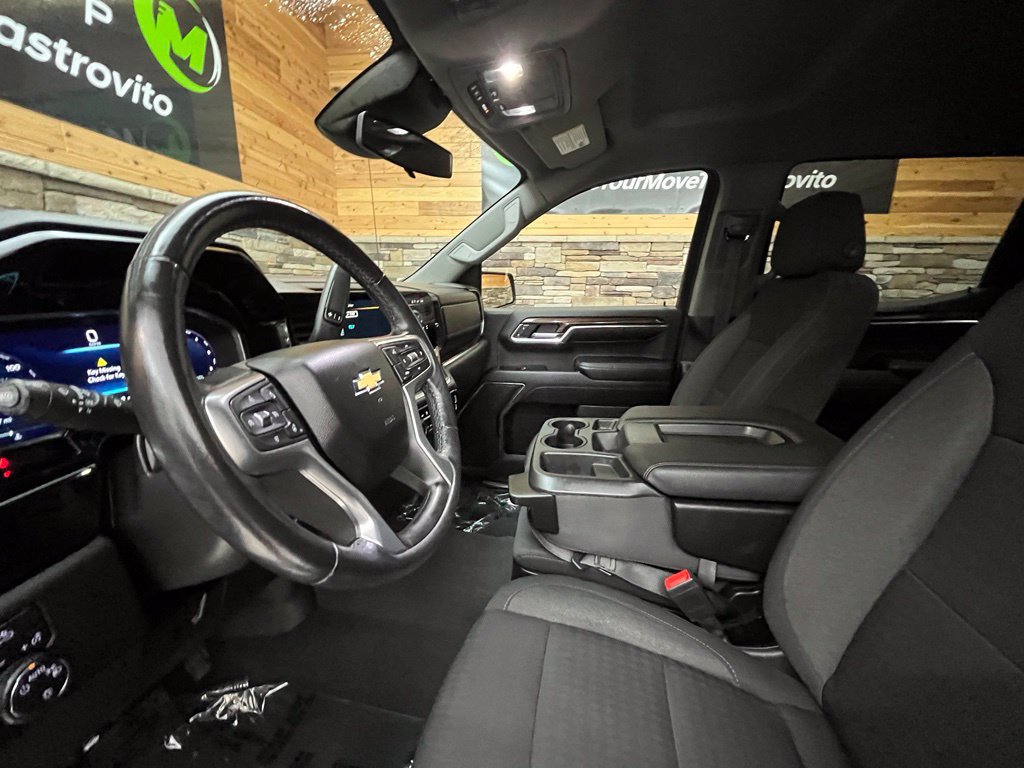 Used 2022 Chevrolet Silverado 1500 LT AWD/4WD image 17