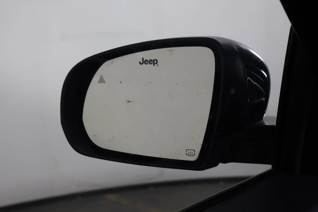 Used 2023 Jeep Compass Trailhawk w/ Trailhawk Elite Group AWD/4WD image 48