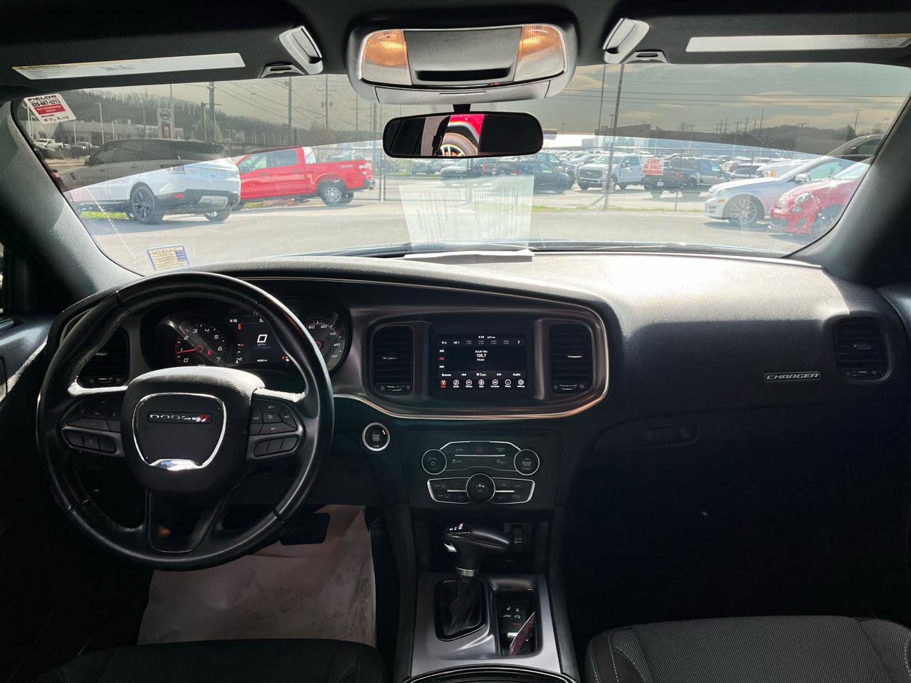 Used 2020 Dodge Charger SXT w/ Blacktop Package image 10