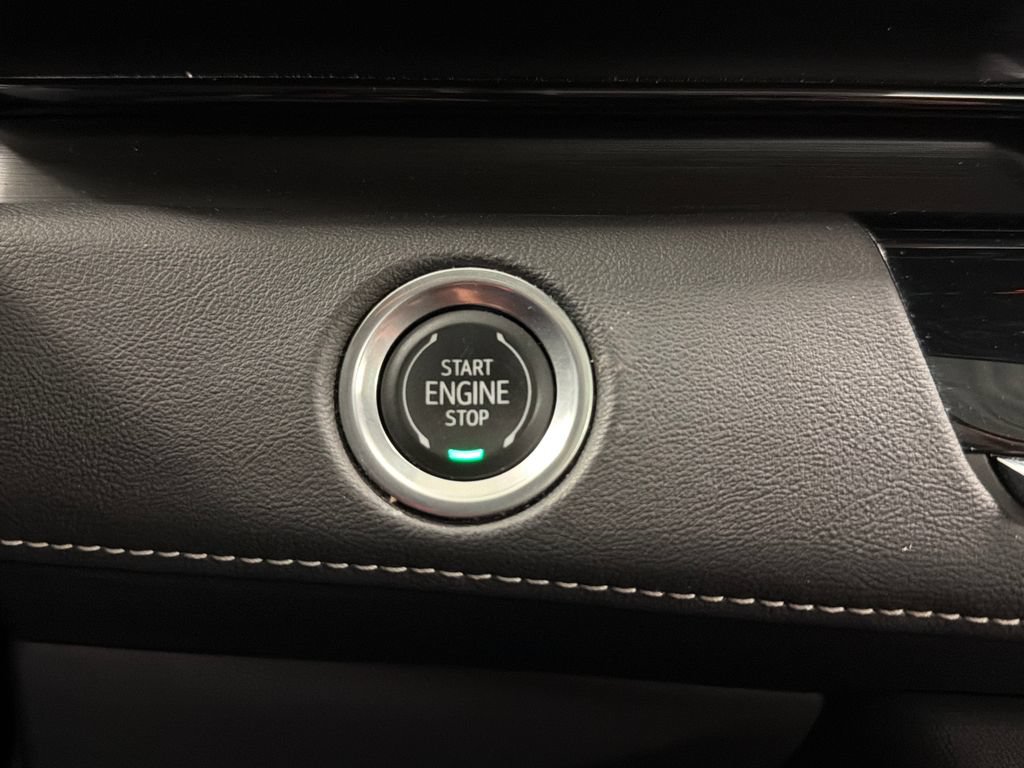 Used 2023 Cadillac Escalade Sport w/ LPO, ONYX Package AWD/4WD image 44