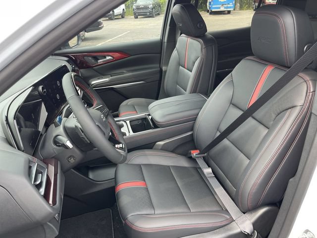 New 2026 Chevrolet Traverse RS w/ LPO, Floor Liner Package AWD/4WD image 11