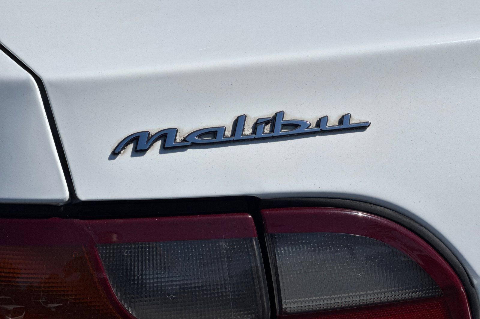 Used 2002 Chevrolet Malibu V6 w/ Preferred Equipment Group 1 FWD image 28