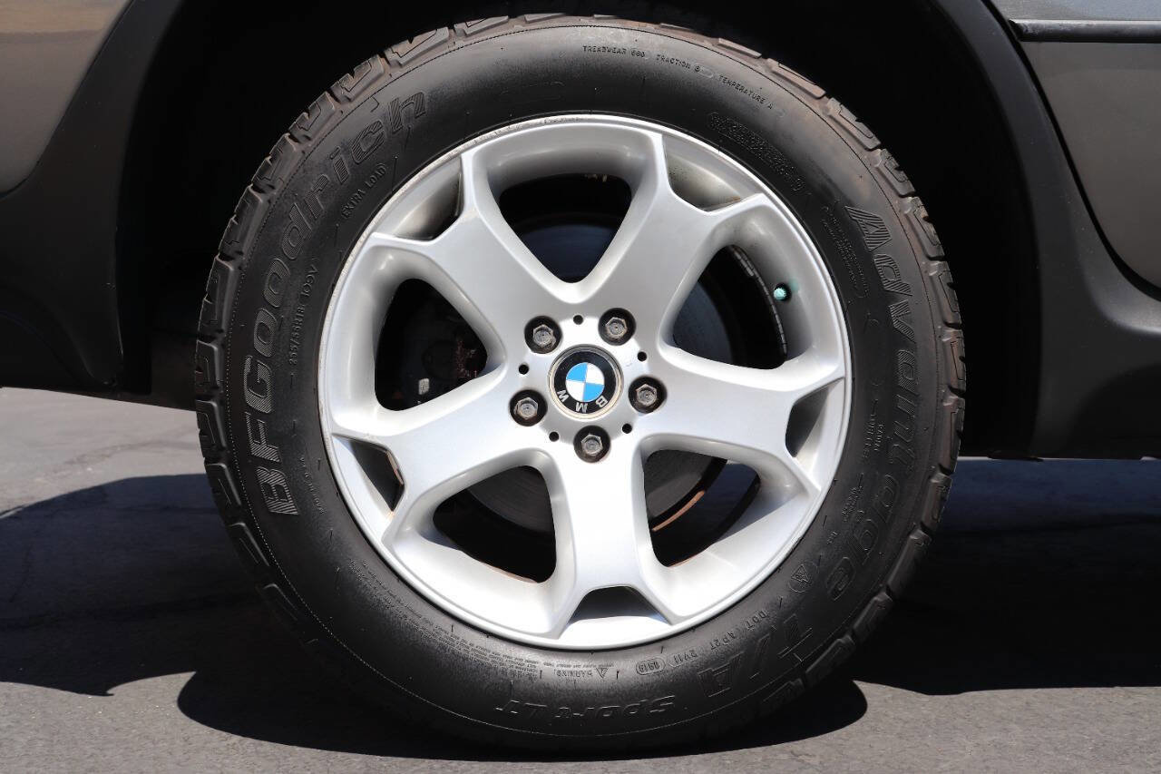 Used 2005 BMW X5 3.0i image 12