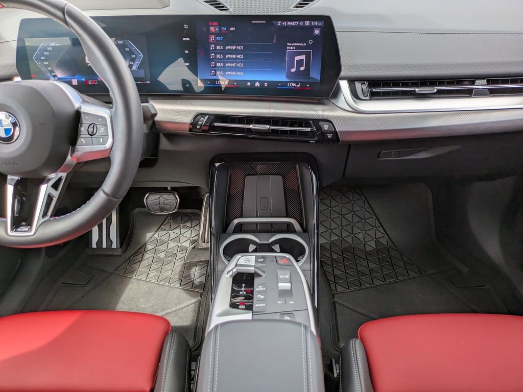 Used 2025 BMW X2 M35i w/ Premium Package image 18