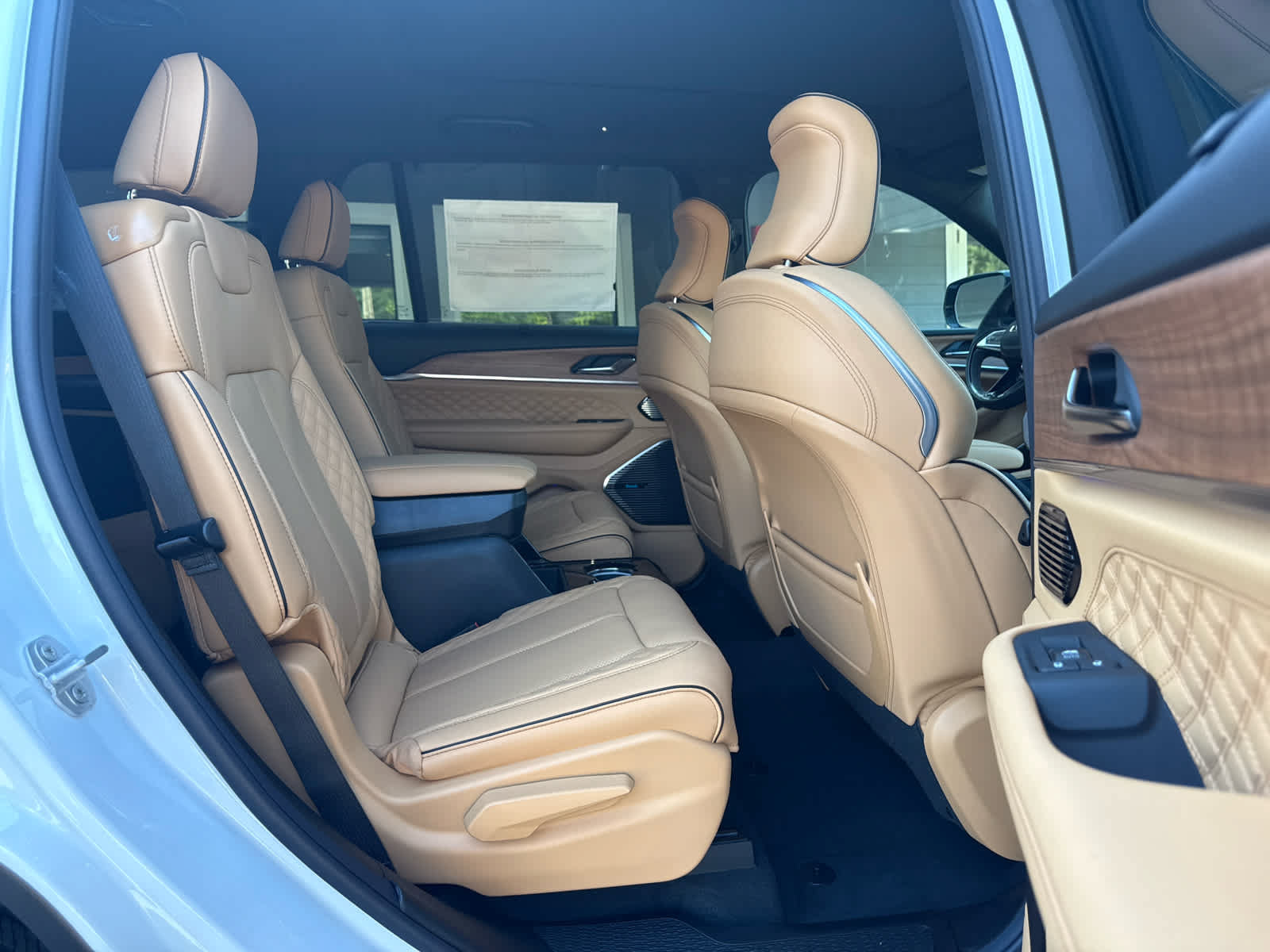 New 2027 Jeep Grand Cherokee L Summit w/ Obsidian Package AWD/4WD image 14