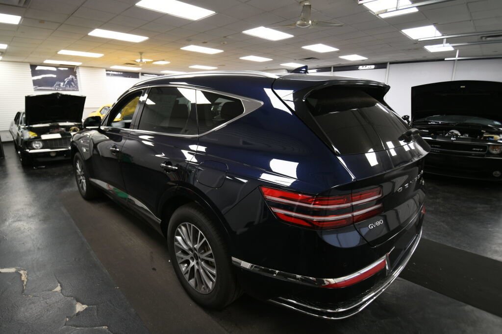 Used 2025 Genesis GV80 2.5T Standard AWD/4WD image 6