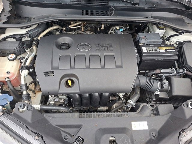 Used 2018 Toyota C-HR XLE image 27