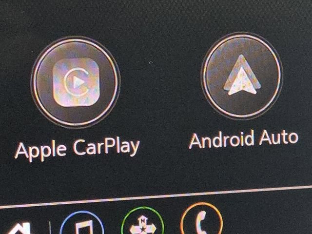 Used 2020 Chevrolet Trax LT w/ LT Convenience Package image 5