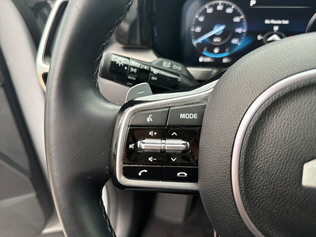 Used 2023 Kia Sorento SX AWD/4WD image 32