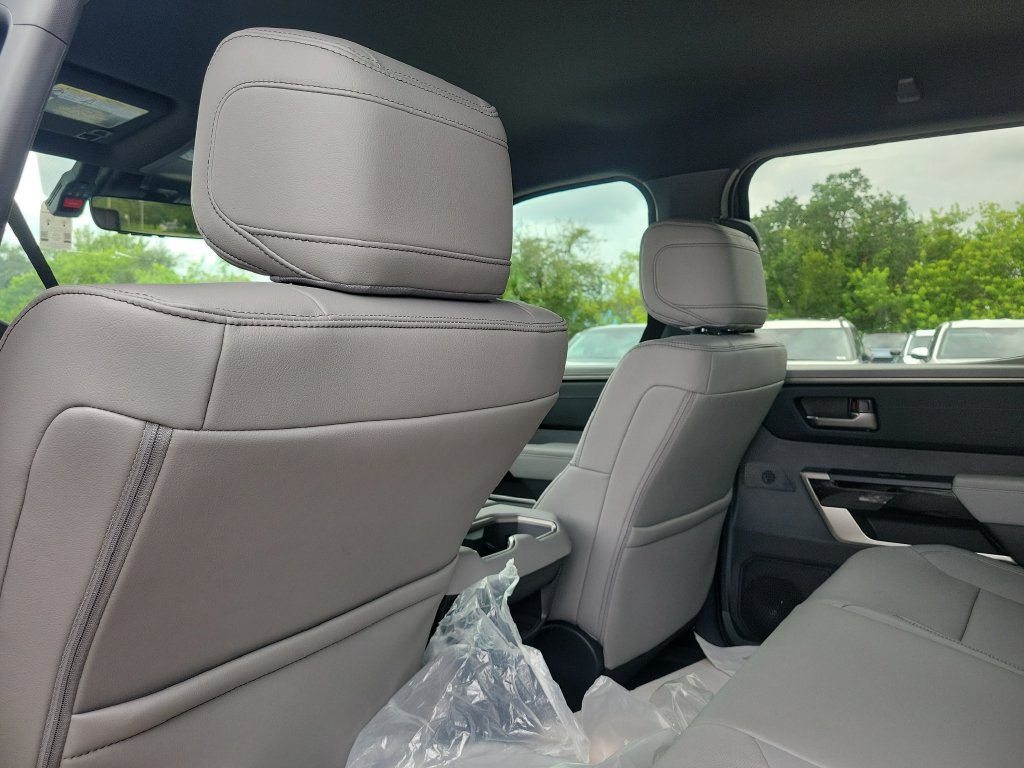 New 2026 Toyota Tundra Limited AWD/4WD image 24