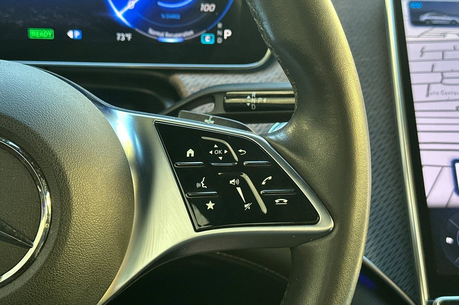 Certified 2023 Mercedes-Benz EQE 350+ 4MATIC Sedan w/ Exclusive Trim Package image 31