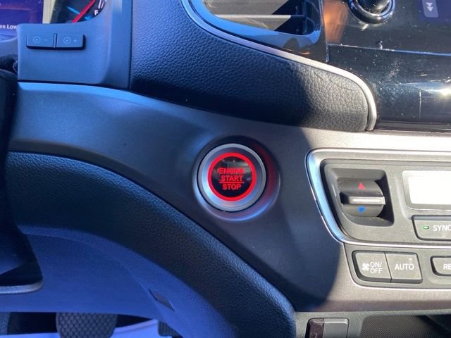 Used 2022 Honda Pilot Sport image 26