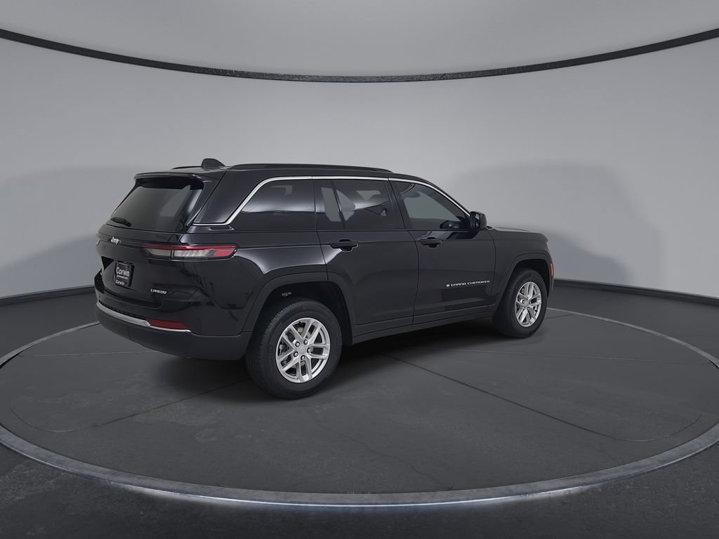 New 2026 Jeep Grand Cherokee Laredo AWD/4WD image 15