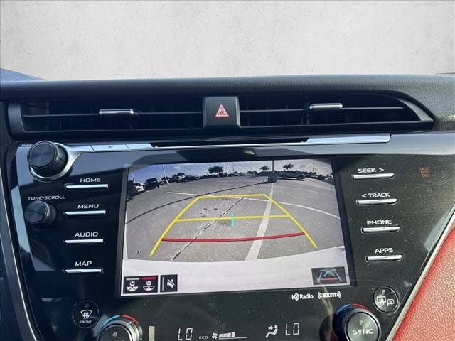 Used 2020 Toyota Camry XSE FWD image 9