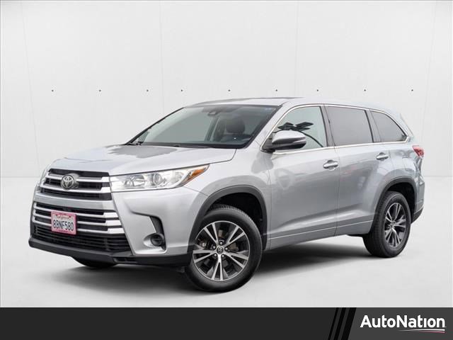 Used 2017 Toyota Highlander LE