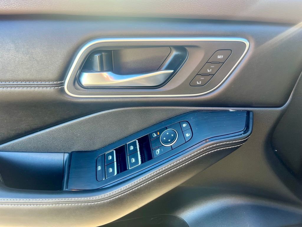 Used 2021 Nissan Rogue SL image 10