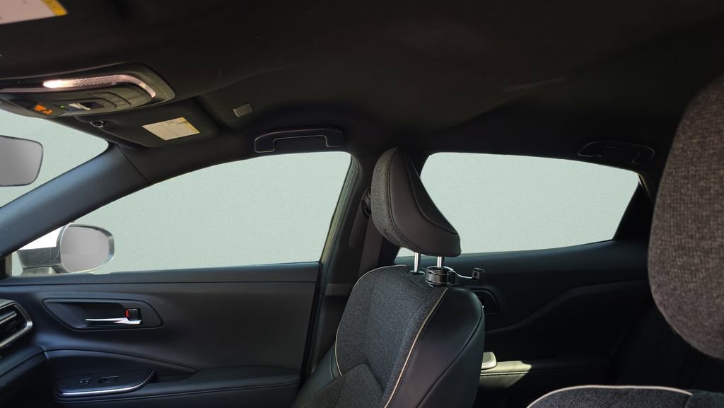 Used 2023 Toyota Crown XLE image 20