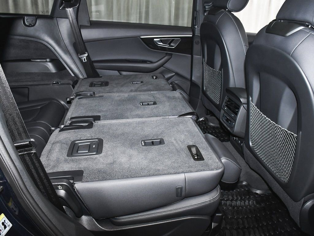 Used 2025 Audi Q7 3.0T Premium w/ Convenience Package image 73