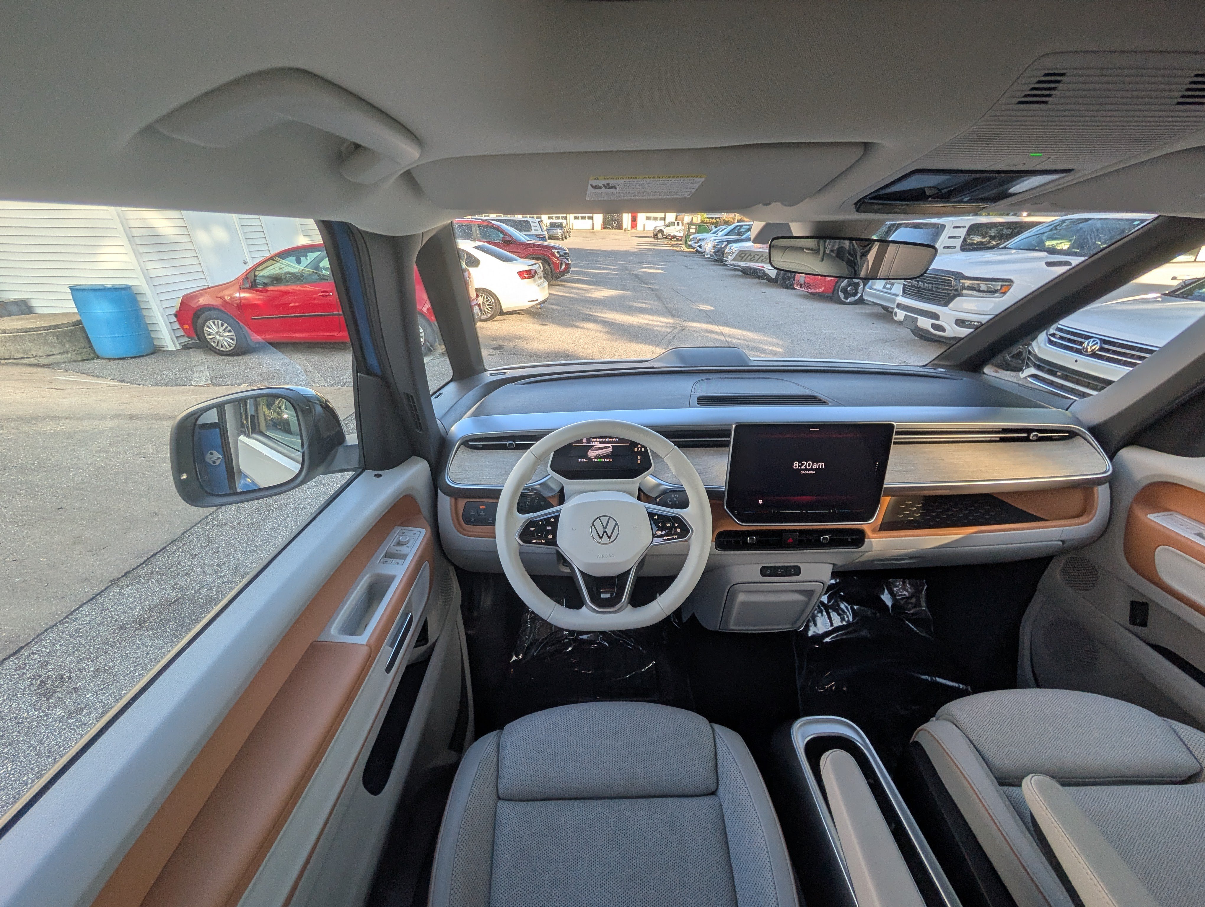 Used 2025 Volkswagen ID. Buzz 1st Edition RWD image 19