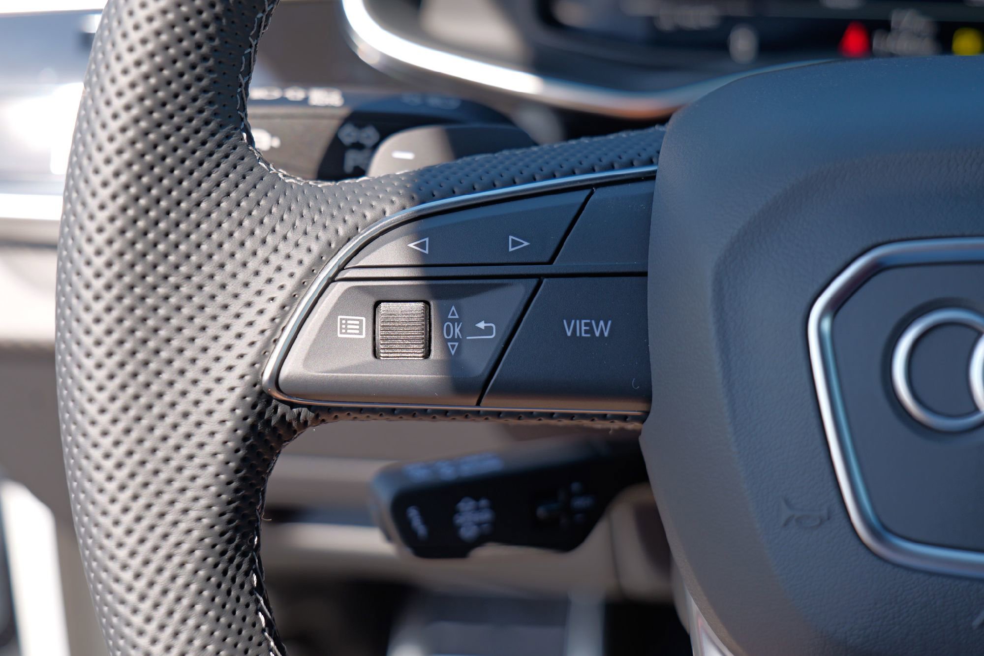 New 2026 Audi SQ8 Prestige image 12