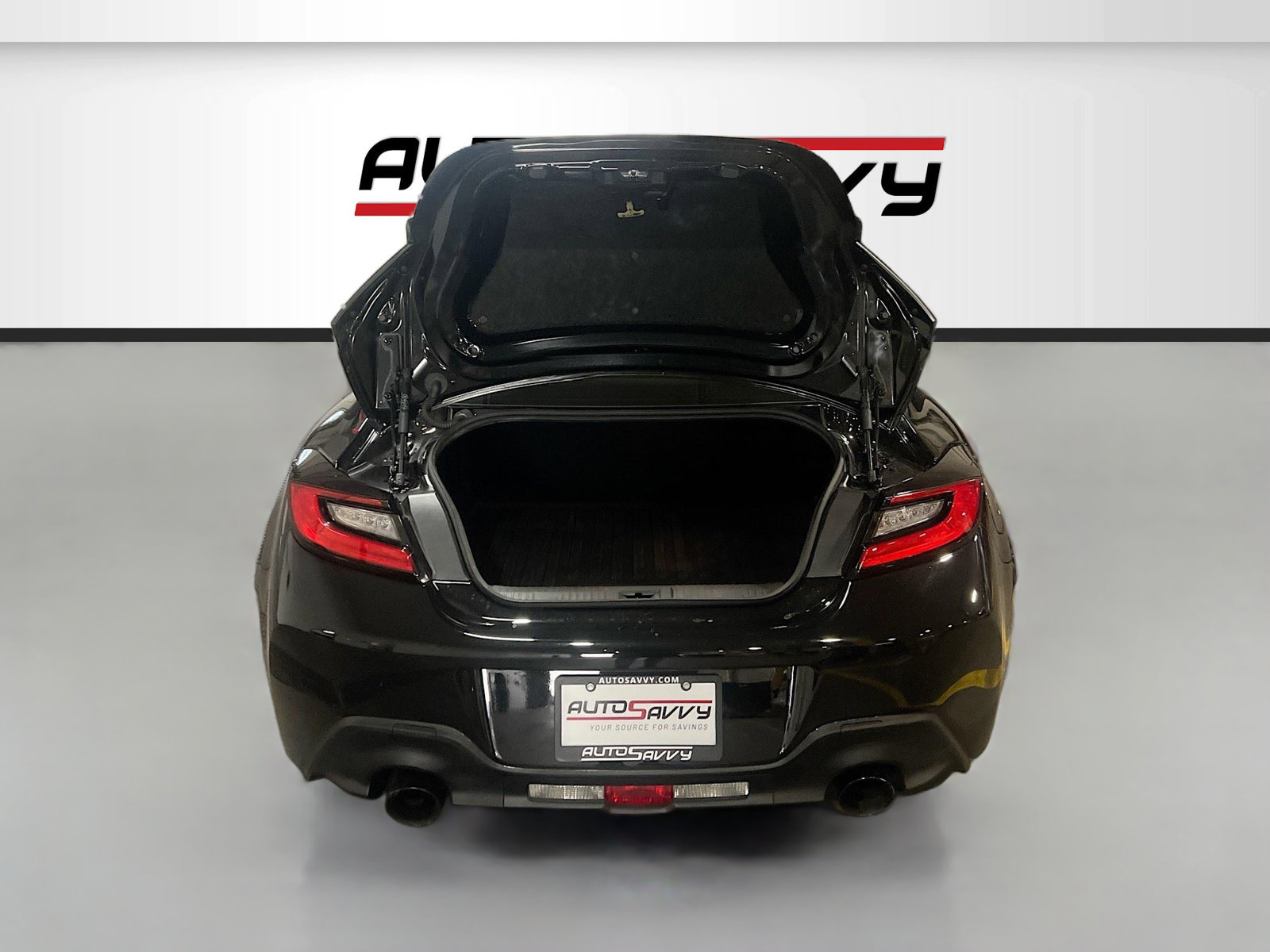 Used 2025 Toyota GR86 Premium w/ Performance Package RWD image 22
